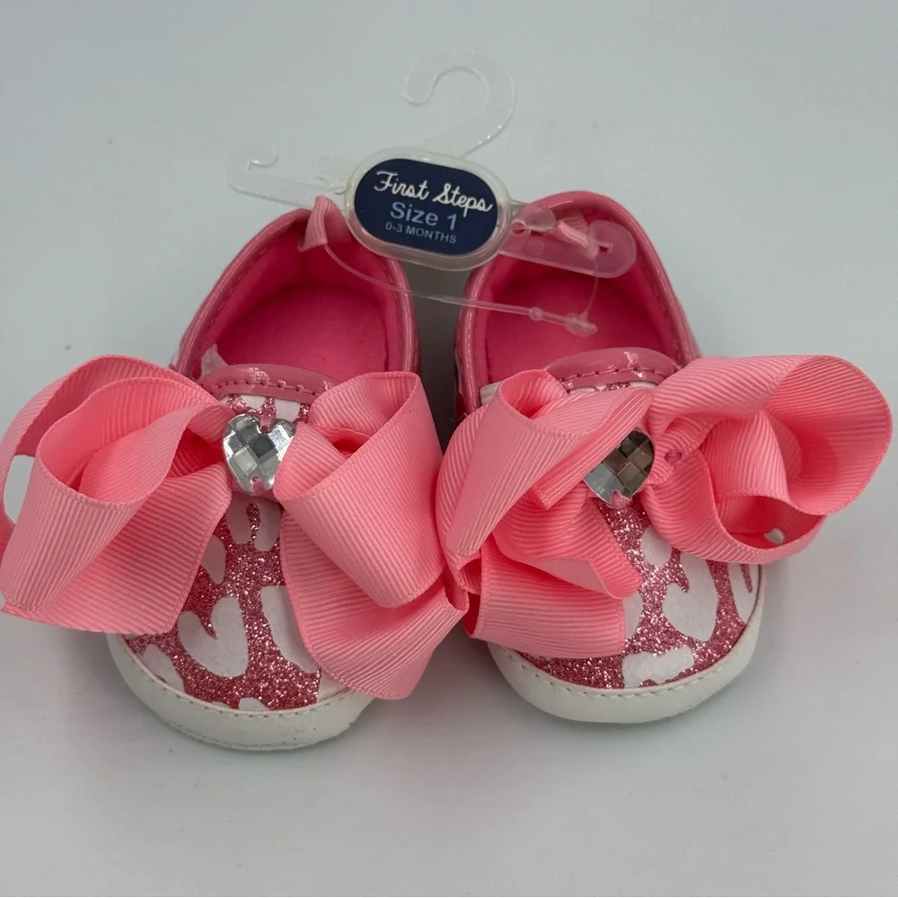First Steps Pink Leopard Crib Shoes Size 1 (0-3 months) Big Bow Heart Gem New